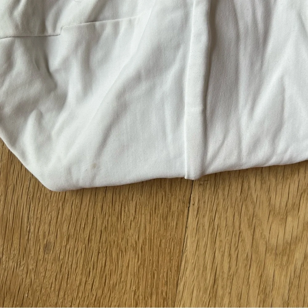 Lululemon White Sports Bra - Picture 4 of 4